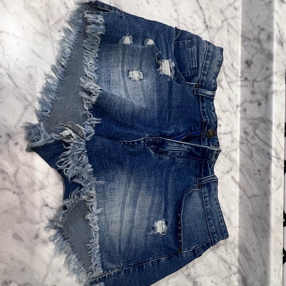 Jean Shorts. Frayed Hem. Size Large.